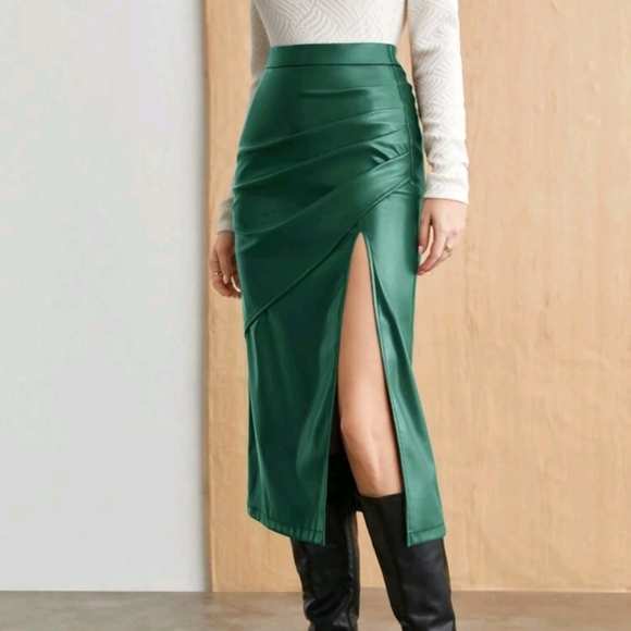 Women Solid Color Pleated High Slit Skirt - Picture 1 of 5